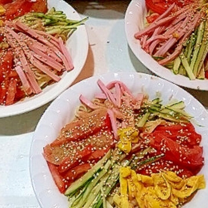 市販のごまだれ冷麺を使って 冷麺 レシピ 作り方 By Ayaka 楽天レシピ 市販のごまだれ冷麺を使って 冷麺 レシピ 作り方 By Ayaka 楽天レシピ